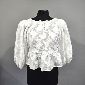 🐢 Free People Callie Puff-Sleeve Appliqué Top Size S